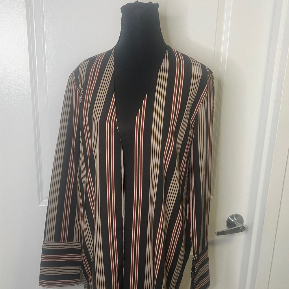 Striped Black and Beige duster